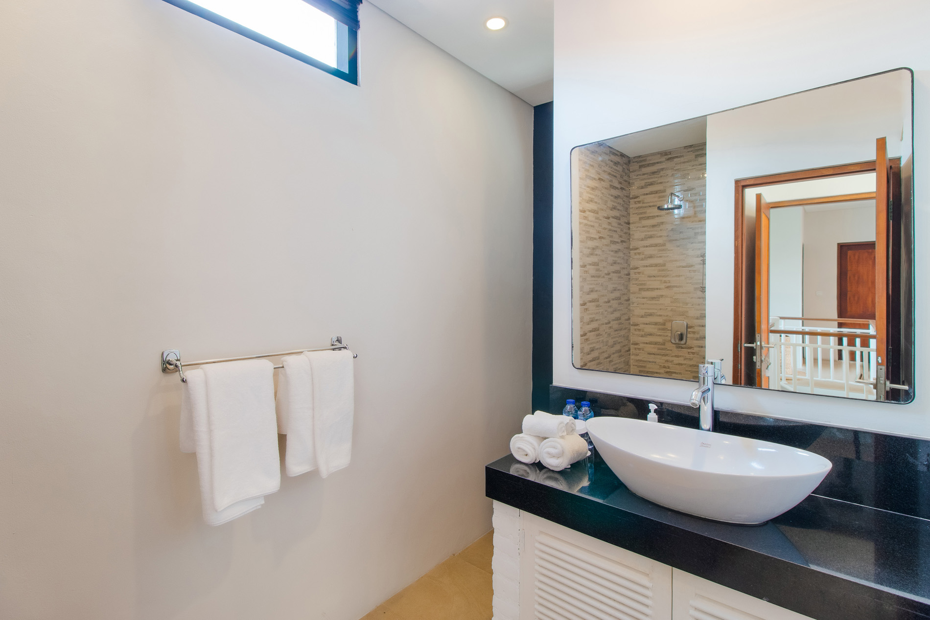 Villa Subak Bathroom